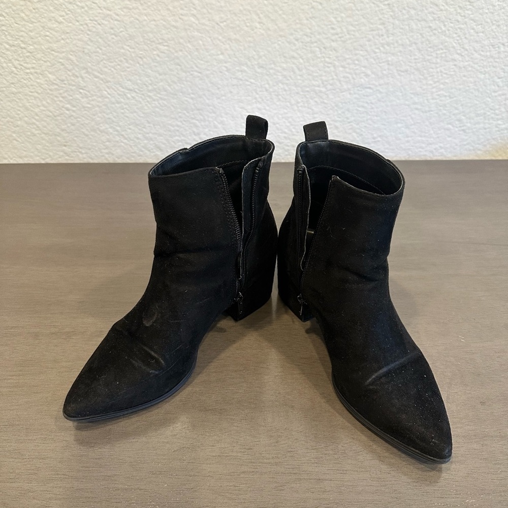 Forever 21 boots - Picture 5 of 7